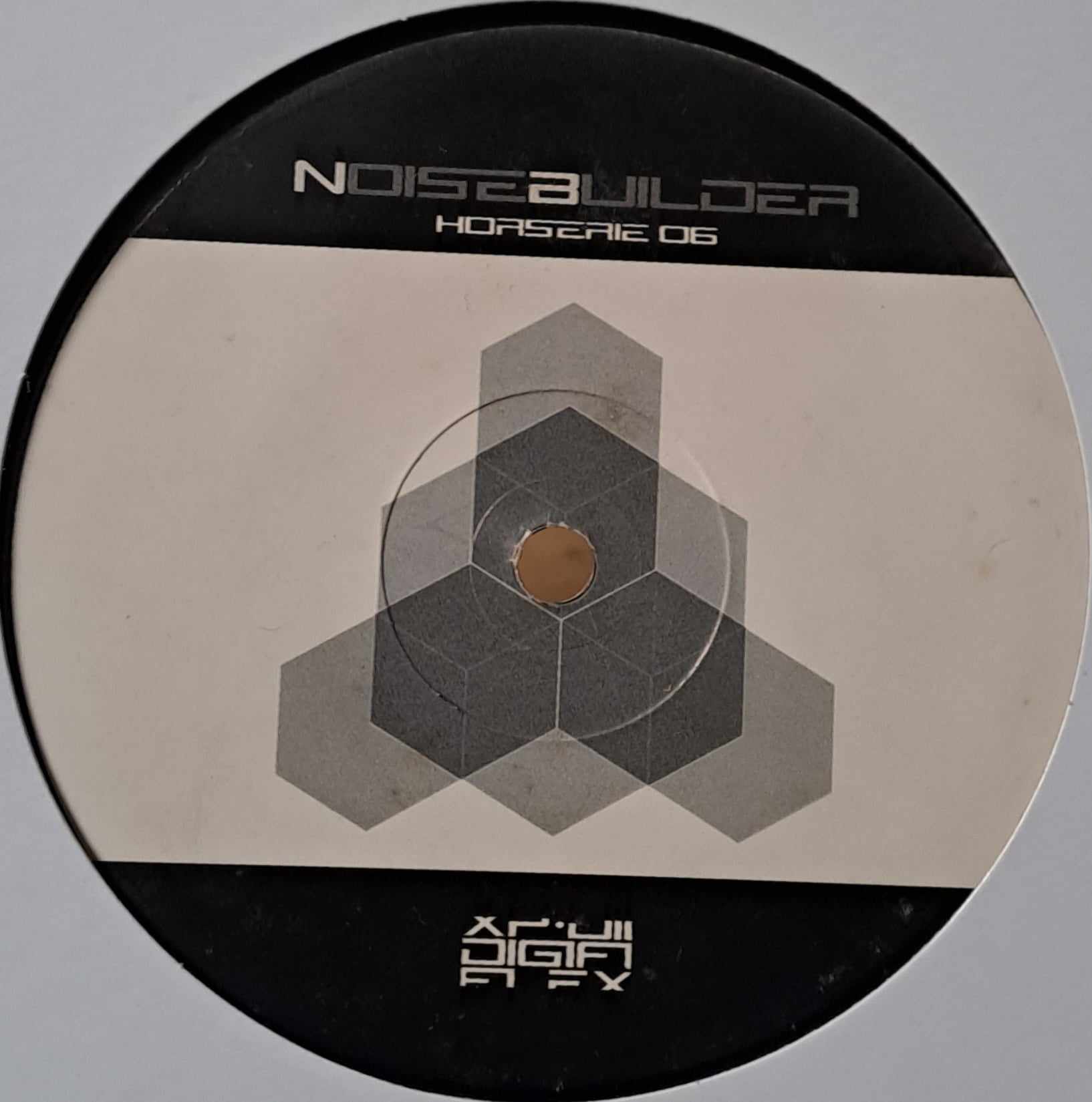 Noisebuilder Horserie 06 - vinyle techno